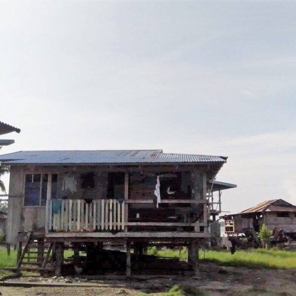 Challenges of Metal Roofing and Rust in West Are’are Coastal Communities